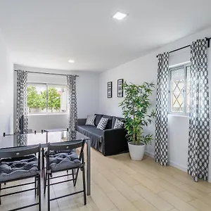  Apartamento House Black & White